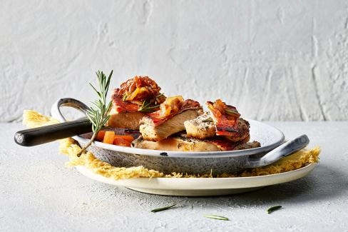 schweinssteak-mit-caramelisierten-zwiebeln